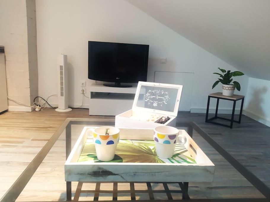 Suite Mansardee Independante, 25Min Lyon-Villefranche Chazay-d'Azergues Exteriér fotografie